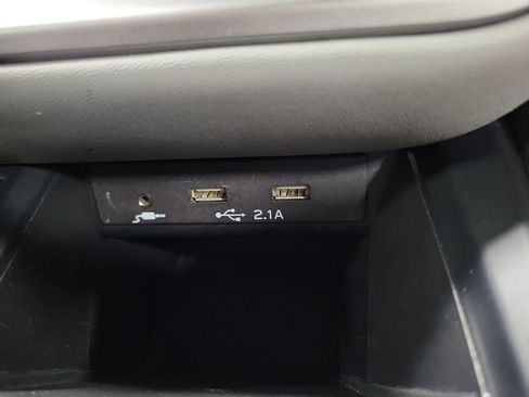 Used 2020 Subaru Legacy Base image 17