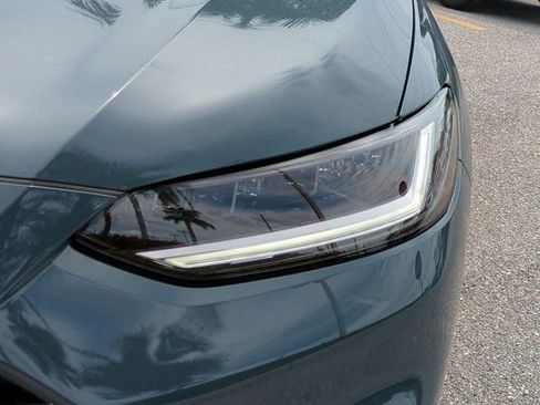 New 2026 Honda HR-V LX image 9