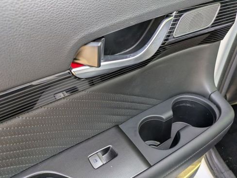 Used 2024 Hyundai Palisade Calligraphy image 24