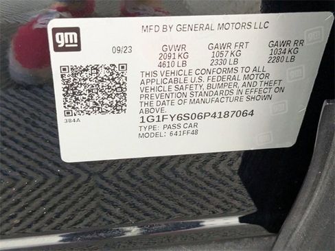 Certified 2023 Chevrolet Bolt EUV LT w/ Convenience Package image 36