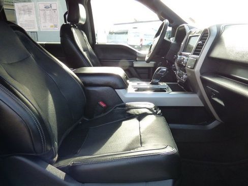 Used 2016 Ford F150 Lariat w/ Equipment Group 502A Luxury image 15