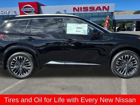 New 2026 Nissan Rogue Platinum AWD/4WD image 2
