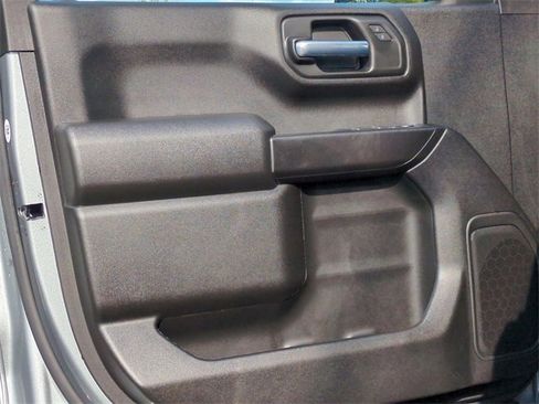 Certified 2025 Chevrolet Silverado 1500 Custom w/ LPO, Dark Essentials Package image 22