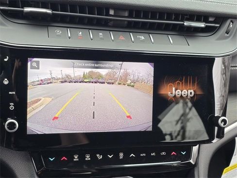 New 2026 Jeep Grand Cherokee Limited image 12