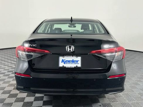 Certified 2024 Honda Civic Touring image 6