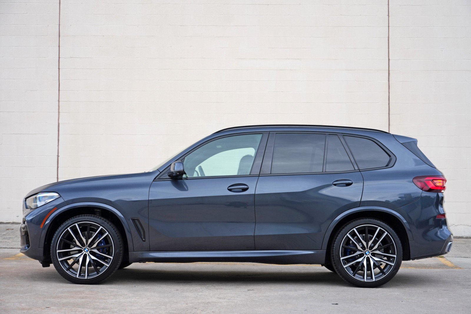 Used 2021 BMW X5 sDrive40i w/ M Sport Package RWD image 9