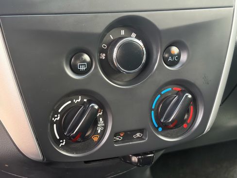 Used 2019 Nissan Versa SV FWD image 24