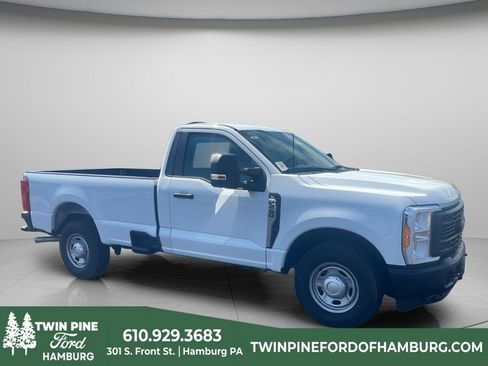 Used 2023 Ford F250 XL RWD image 1