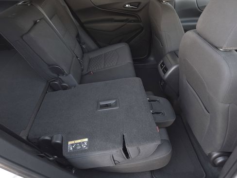 Used 2020 Chevrolet Equinox LT image 30