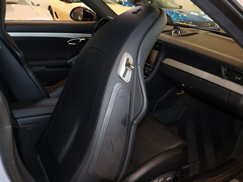 Used 2014 Porsche 911 Turbo S image 23