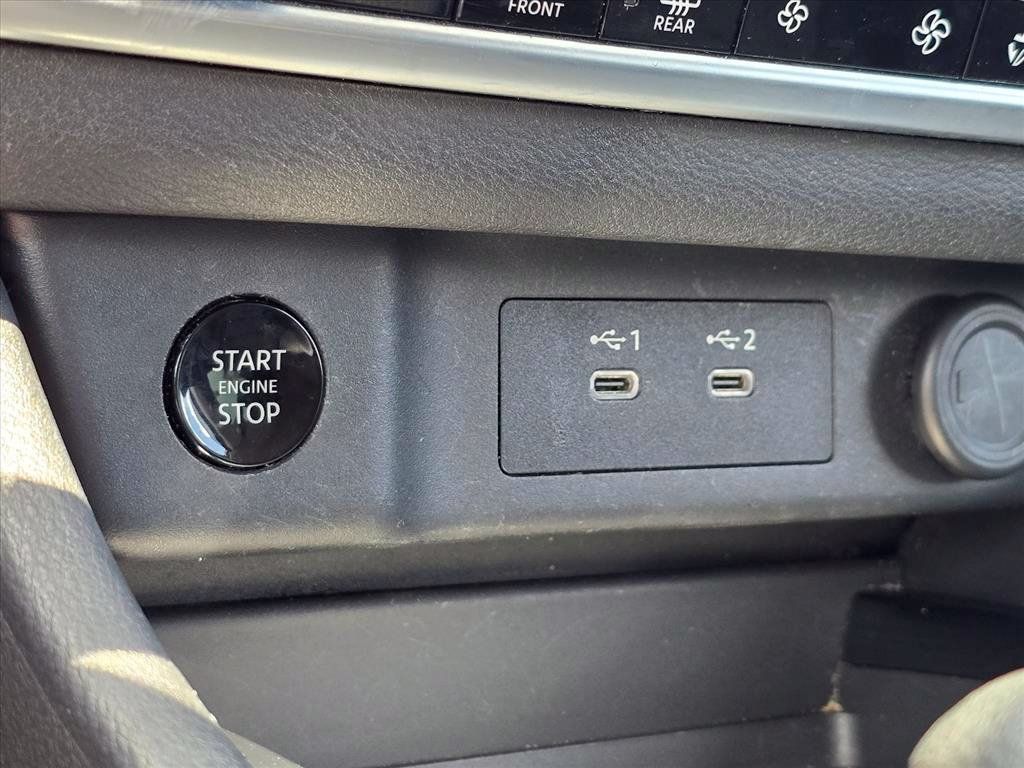 Used 2024 Nissan Rogue SV AWD/4WD image 17
