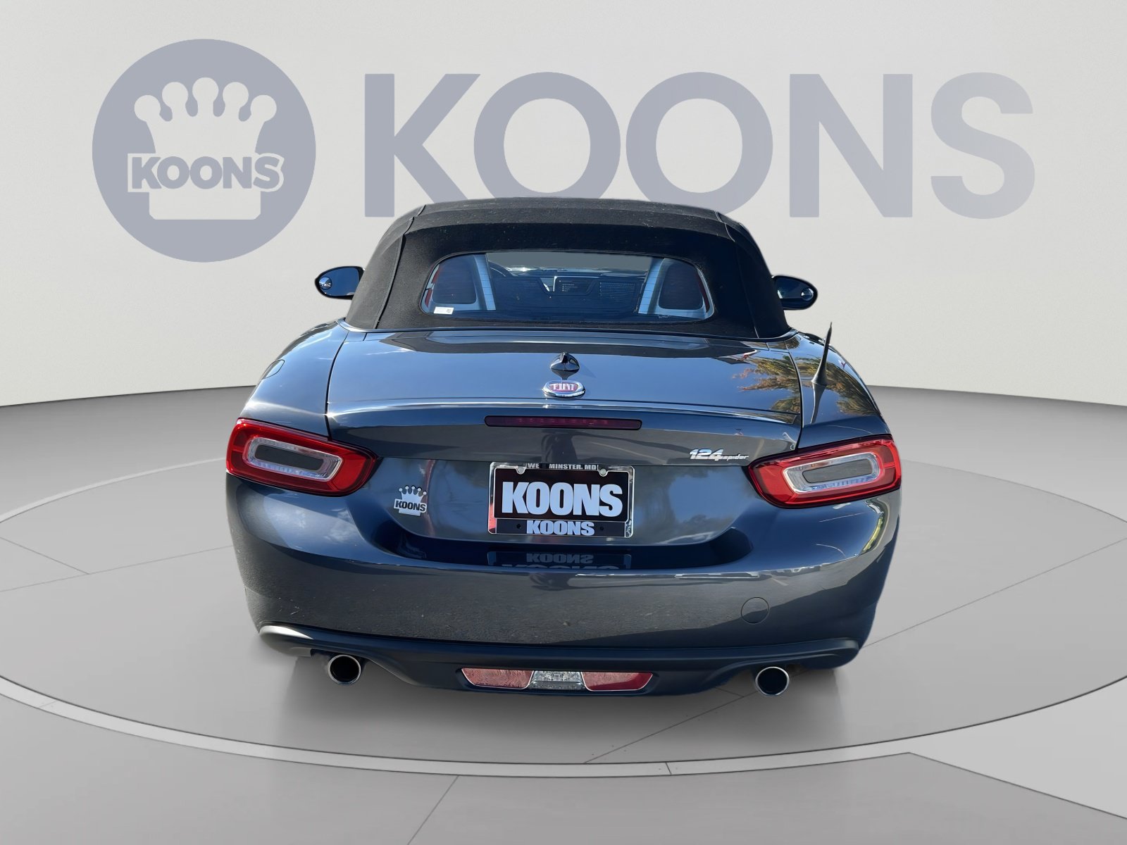 Used 2019 FIAT 124 Spider Lusso w/ Navigation & Sound Group RWD image 5