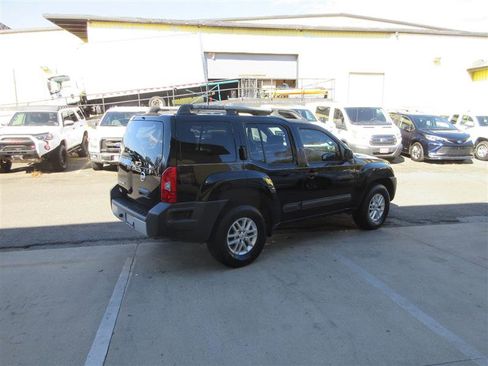 Used 2014 Nissan Xterra S image 7