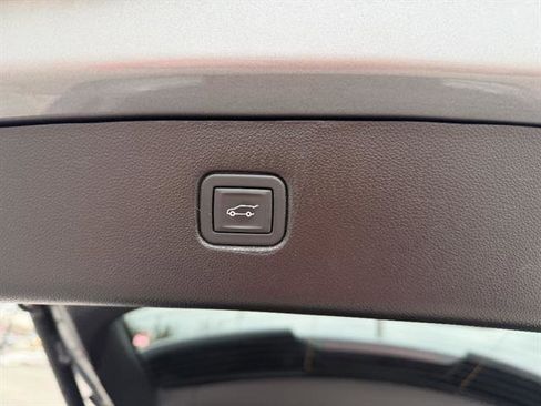 Used 2024 Chevrolet Blazer LT w/ Convenience Package image 25