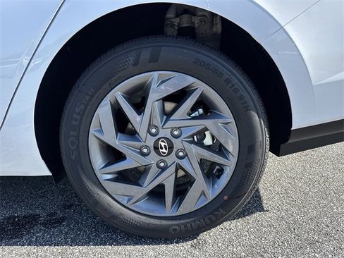 New 2026 Hyundai Elantra Blue image 19