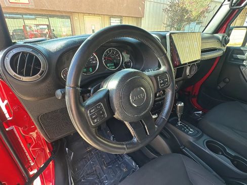 Used 2016 Jeep Wrangler Sport w/ Quick Order Package 24S AWD/4WD image 12