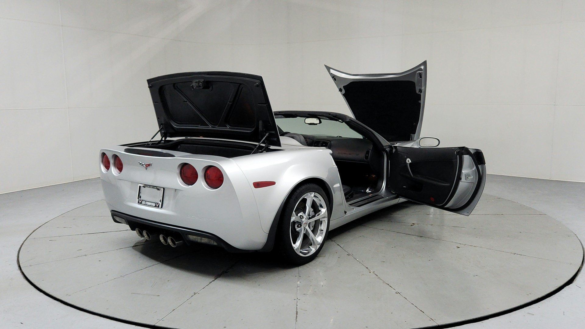 Used 2010 Chevrolet Corvette Grand Sport w/ Preferred Equipment Group RWD image 11