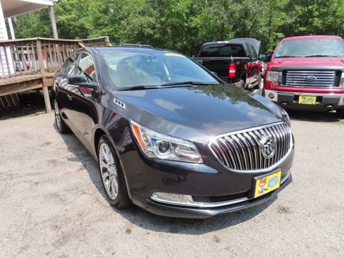Used 2014 Buick LaCrosse Premium w/ Driver Confidence Package FWD image 4