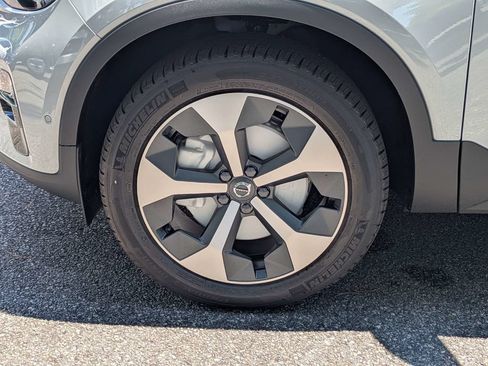 New 2026 Volvo XC40 B4 Plus w/ Protection Package Premier FWD image 11
