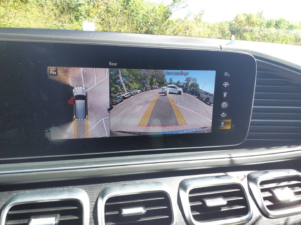 Used 2023 Mercedes-Benz GLS 63 AMG 4MATIC image 35