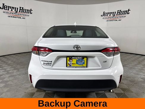 Used 2025 Toyota Corolla LE FWD image 7