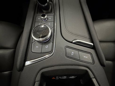 Used 2022 Cadillac XT5 Premium Luxury image 21