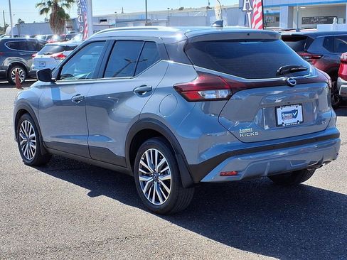 Used 2024 Nissan Kicks SV image 5
