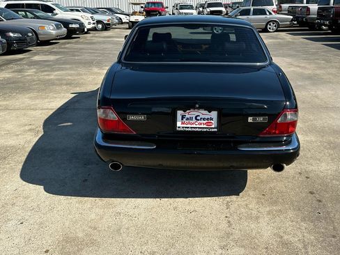 Used 2003 Jaguar XJ8 RWD image 69