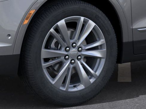 Used 2026 Cadillac XT5 Premium Luxury w/ LPO, Floor Liner Package AWD/4WD image 9
