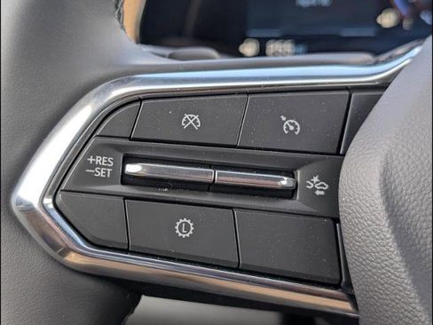New 2026 Chevrolet Equinox ACTIV w/ Convenience Package III FWD image 15