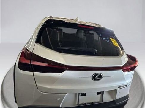 Used 2024 Lexus UX 250h FWD image 10