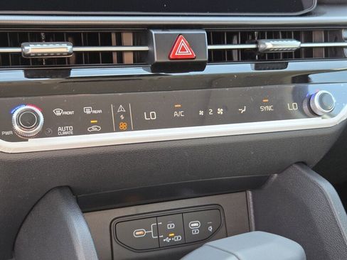 New 2026 Kia Sportage SX image 14