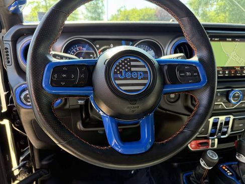 Used 2023 Jeep Gladiator Mojave w/ LED Lighting Group AWD/4WD image 21