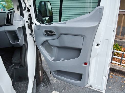 Used 2017 Ford Transit 250 148 Medium Roof RWD image 34