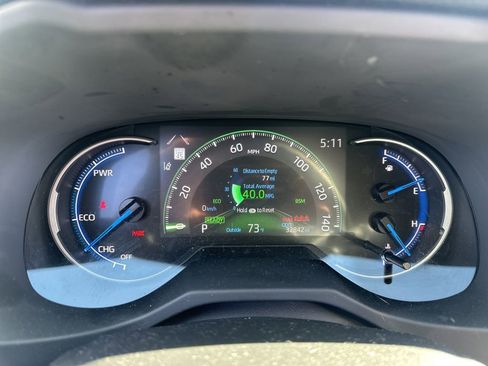 Used 2024 Toyota RAV4 XLE w/ Convenience Package image 3