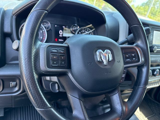 Used 2022 RAM 2500 Tradesman w/ Chrome Appearance Group AWD/4WD image 16