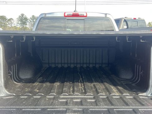 Used 2022 Chevrolet Colorado Z71 w/ Safety Package image 27