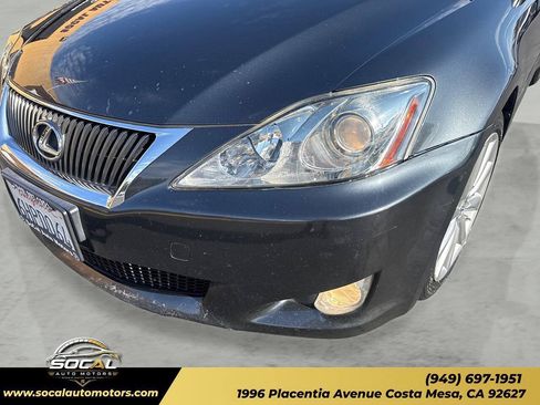 Used 2009 Lexus IS 250 w/ Premium Pkg RWD image 32