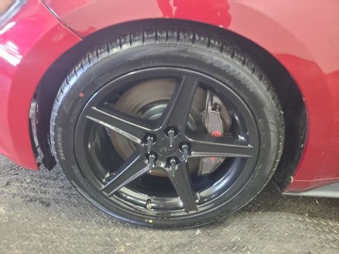 Used 2015 Ford Mustang GT Premium w/ GT Performance Package RWD image 18