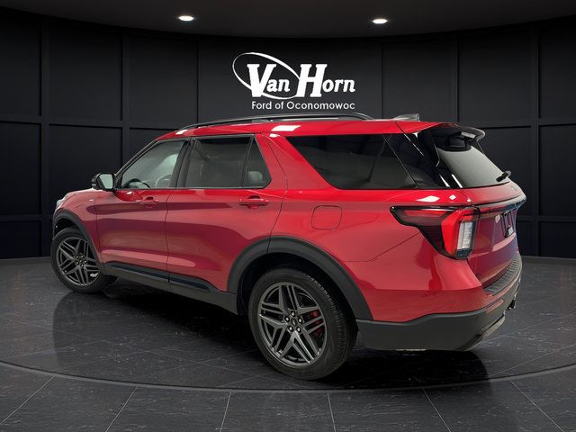 Used 2025 Ford Explorer ST-Line w/ Premium Package AWD/4WD image 5