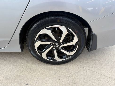 Used 2016 Honda Accord EX-L image 32