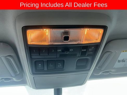 Used 2019 Toyota 4Runner SR5 Premium AWD/4WD image 17