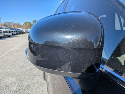 Used 2020 Volvo XC90 T5 Momentum w/ Protection Package Premier image 12