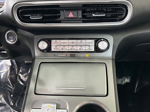 Used 2023 Hyundai Kona SEL FWD image 22