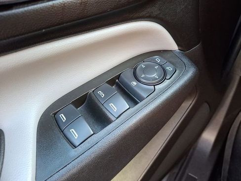 Certified 2024 Chevrolet Equinox LS w/ LS Convenience Package FWD image 25