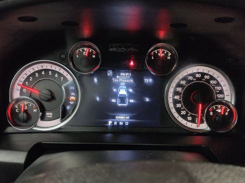Used 2021 RAM 1500 Tradesman w/ Chrome Plus Package AWD/4WD image 23