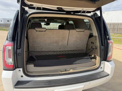 Used 2019 GMC Yukon SLT w/ Open Road Package image 26