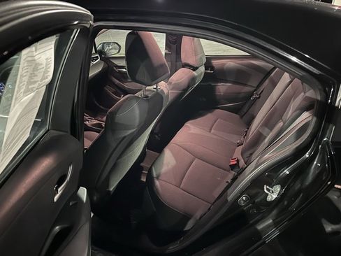 Used 2020 Toyota Corolla LE image 10