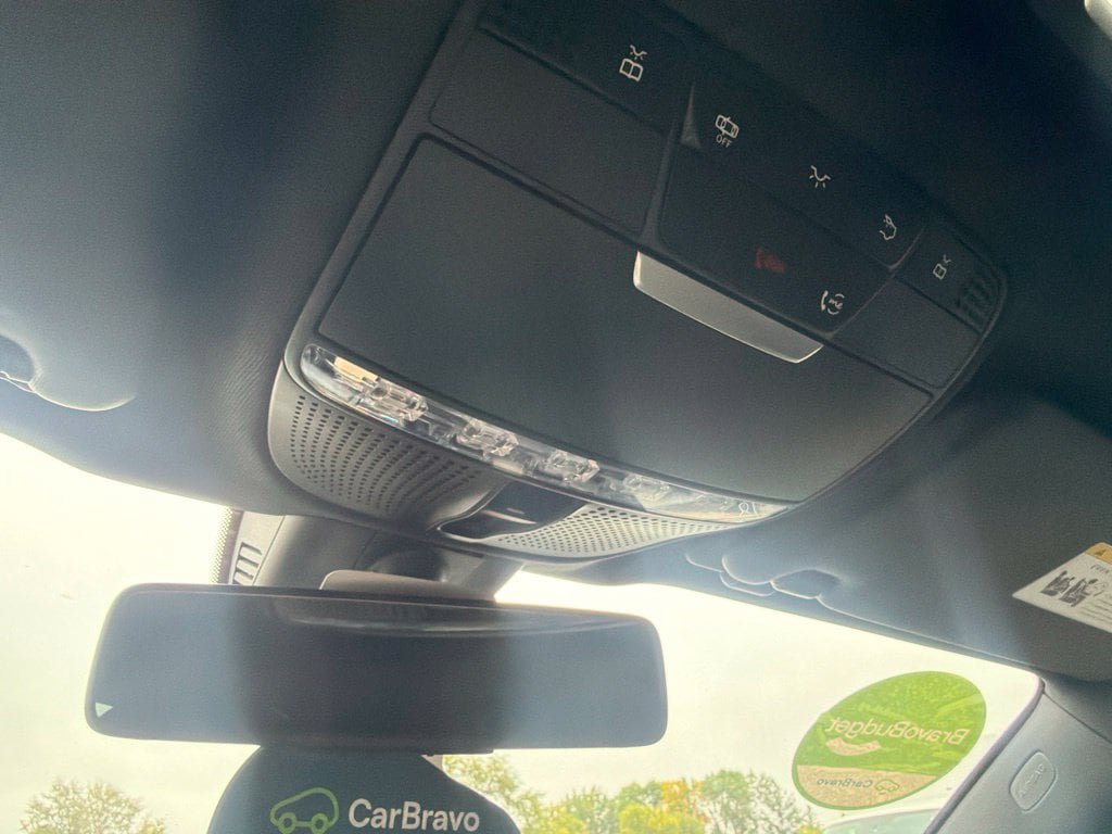 Used 2019 Mercedes-Benz E 300 4MATIC image 23