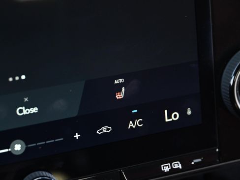 Used 2025 Lexus NX 250 FWD image 33